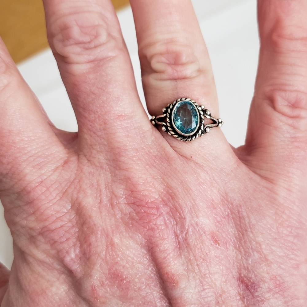 Blue topaz ring, 925 silver blue topaz ring, 925 blue topaz vintage ring - Picture 14 of 14